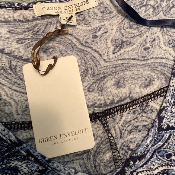 Green Envelope Los Angeles Blue Floral Plus Size 1X - Picture 6 of 7